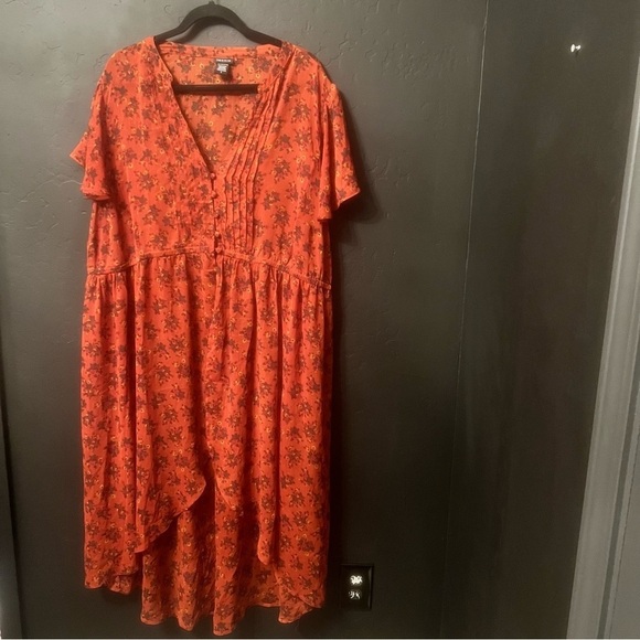 Torrid Floral Pintuck Pleating Chiffon Split Maxi Top Blouse 3 High-Low Dress - Picture 3 of 14